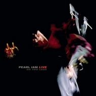 Pearl Jam | On Two Legs 